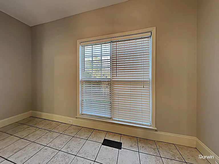 289 Waterford Cove Trl — Photo 9