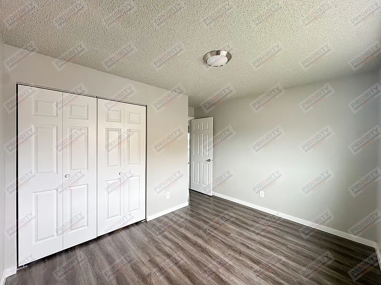 1106 Church Ave — Photo 8