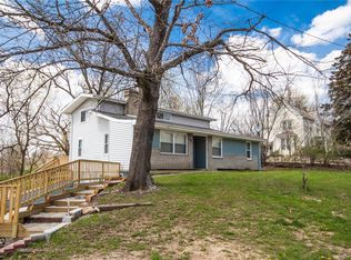 401 Troy Rd, Warrenton, MO 63383