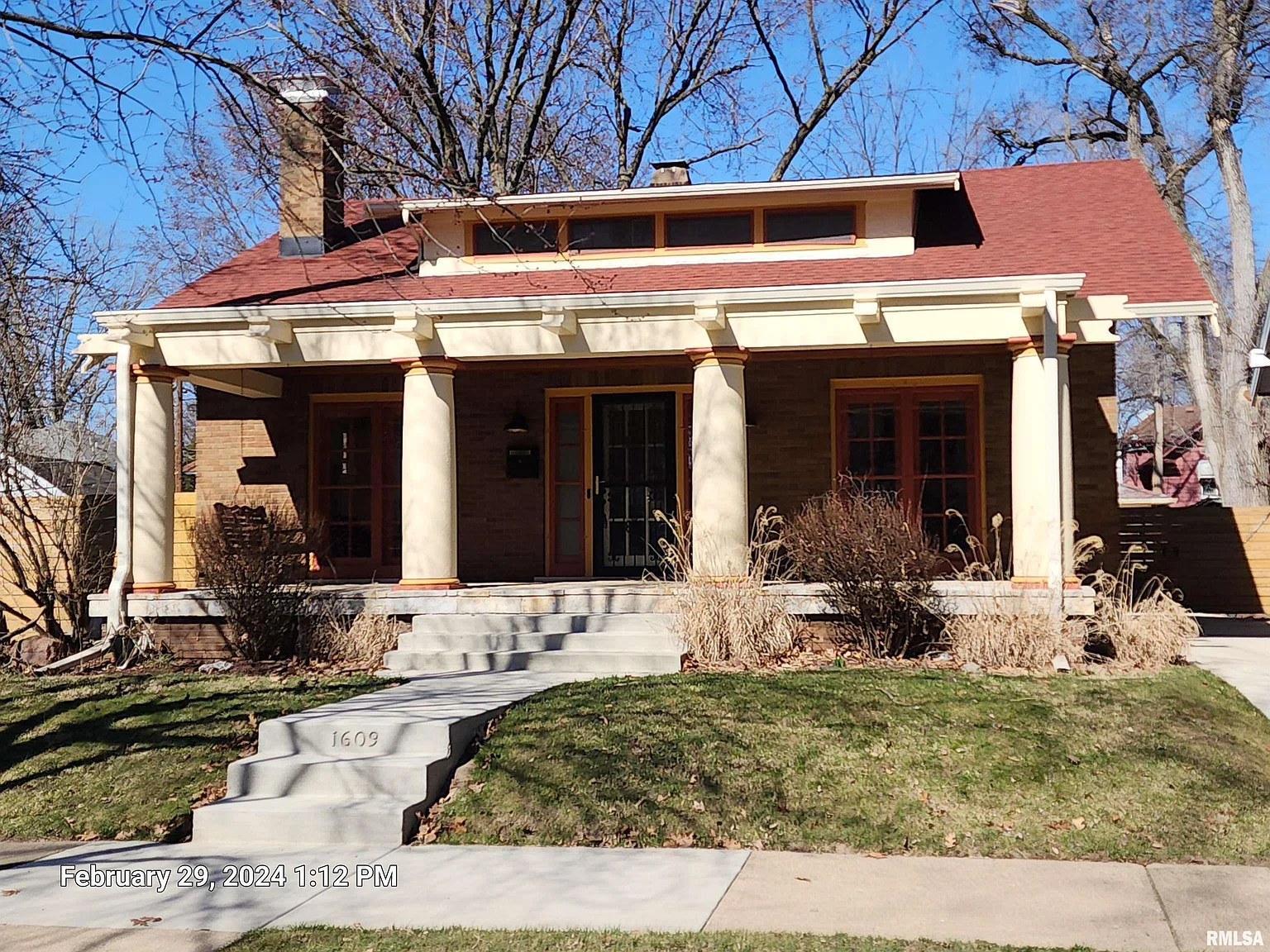 1609 W Callender Ave photo 1