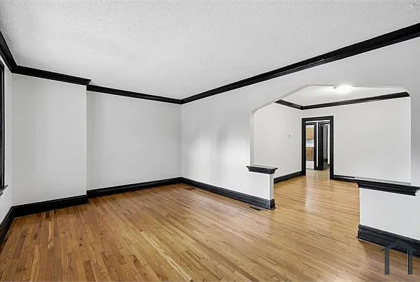 5055 Lindenwood Ave — Photo 17