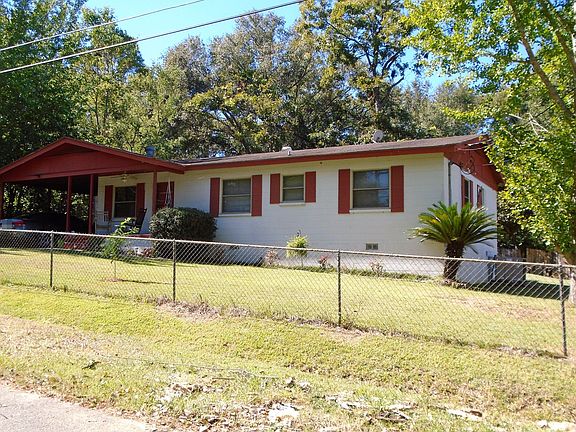 4th image of 1936 Gloria Dr