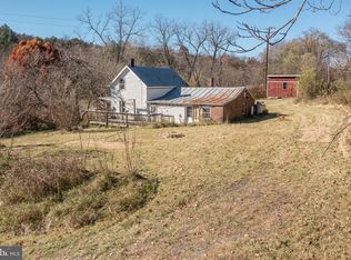 1186 Round Hill Rd, Winchester, VA 22602