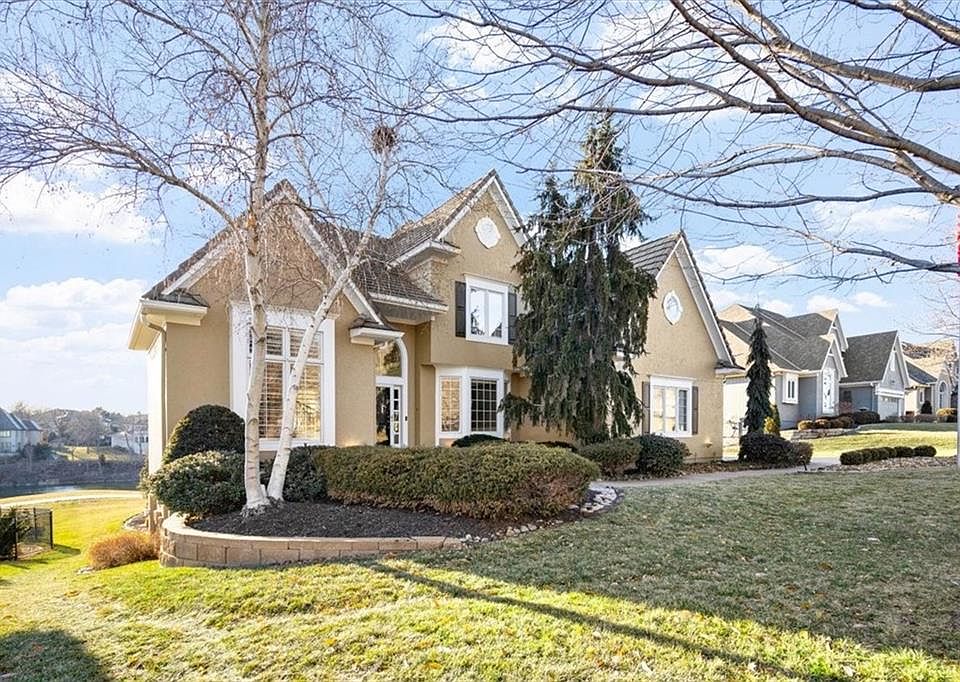 9540 Redbud Ln, Lenexa, KS 66220 Zillow