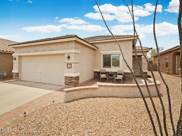 1279 W Calle Luis Maria, Sahuarita, AZ 85629