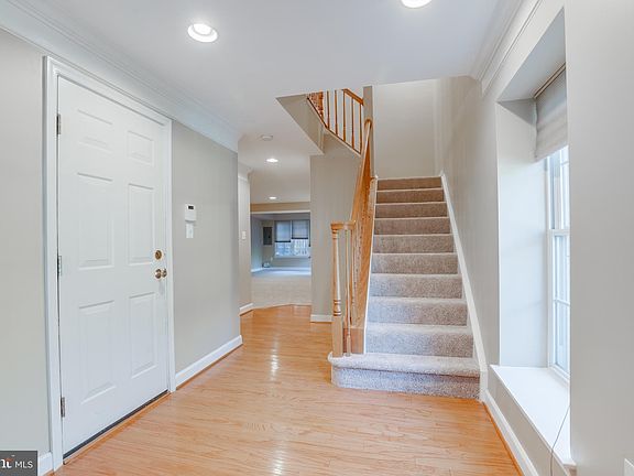 5th image of 4216 Lower Park Dr