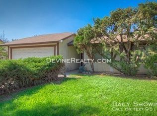 9010 Ironwood Ct, Fontana, CA 92335