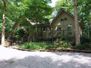 2430 Crest Rd, Monterey, TN 38574