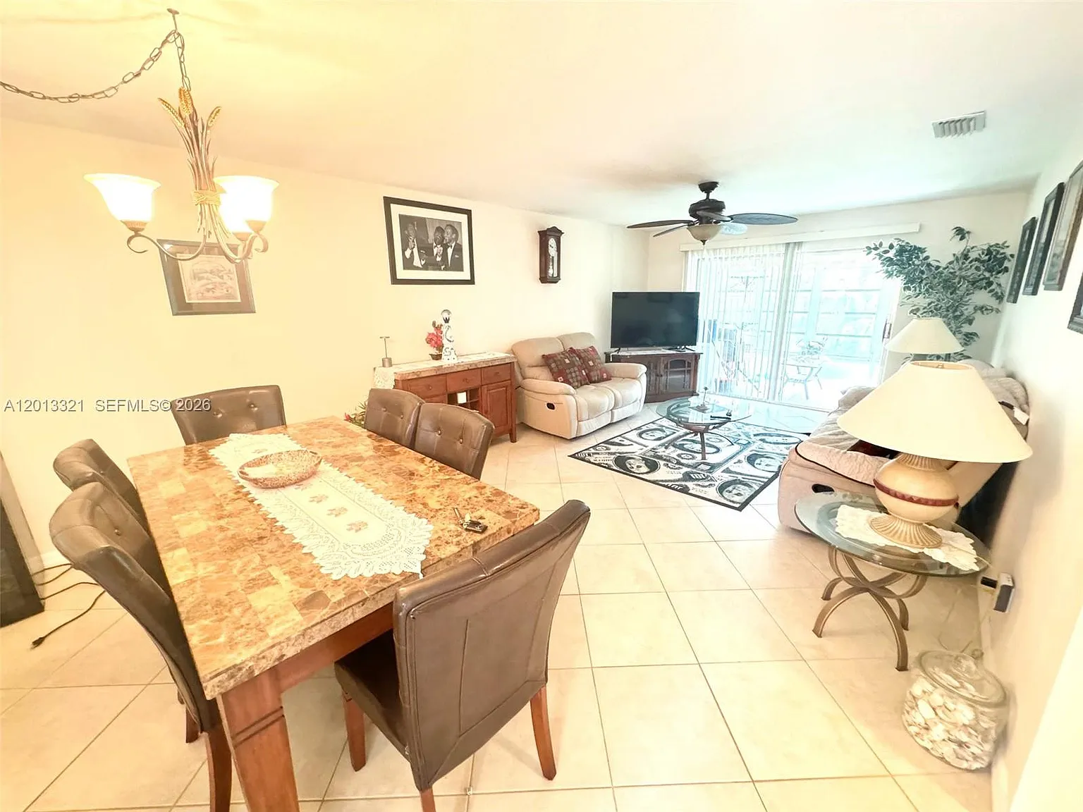 Kingswood Condo — Photo 4
