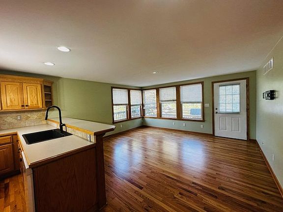 Dining/living space