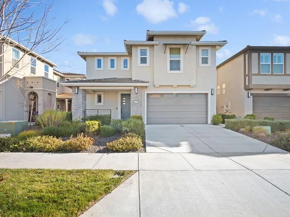 4478 English Elm St, Sacramento, CA 95834