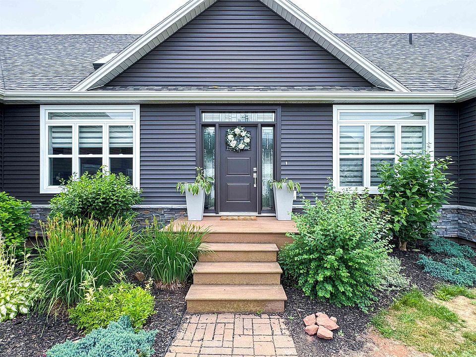 1st image of 23 Paget & Keppoch Lot Cres