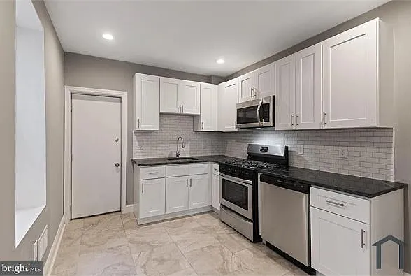 2147 N Marston St — Photo 24
