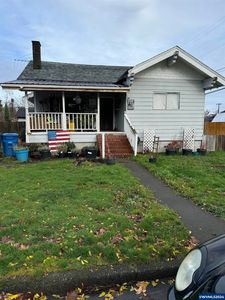 607 Whittier St, Silverton, OR, 97381