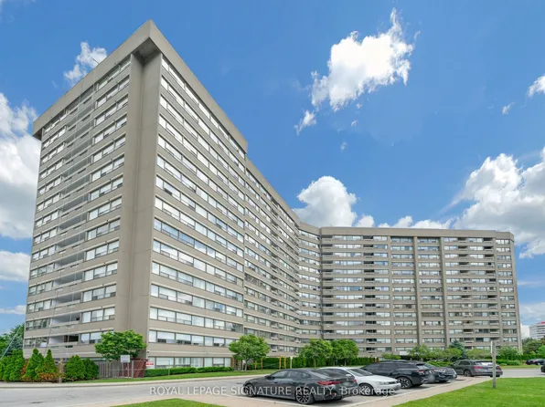 475 The West Mall #212, Toronto, ON M9C 4Z3