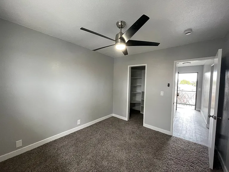 Citrus Village — Photo 7