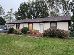 10003 Tellico Dr, Ooltewah, TN 37363