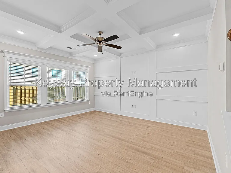 716 Bronze Way — Photo 12