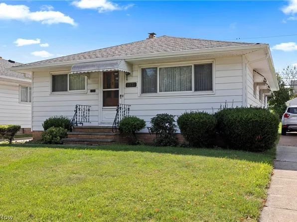 3331 Stanfield Dr, Parma, OH 44134