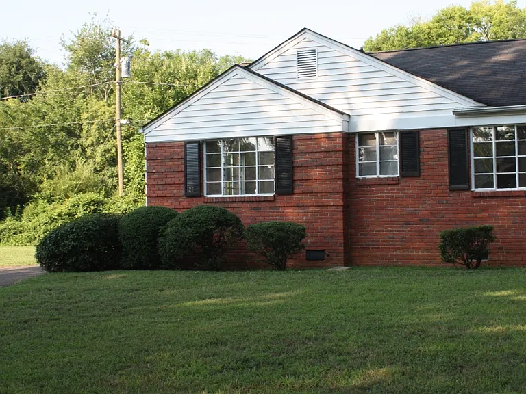 508 Elmhurst Rd — Photo 1