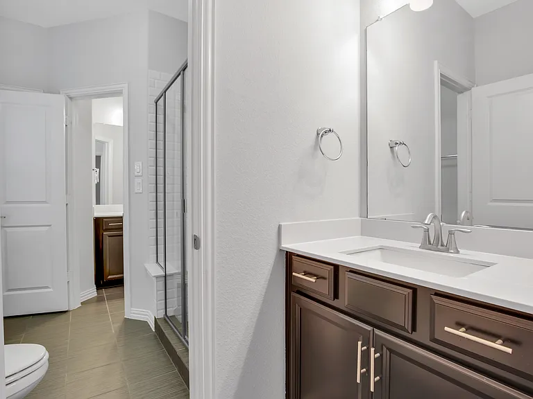 724 Orleans Dr — Photo 39