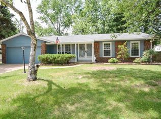 2150 Bienville Dr, Florissant, MO 63031