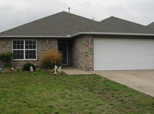 4902 Manchester Dr, Enid, OK 73703