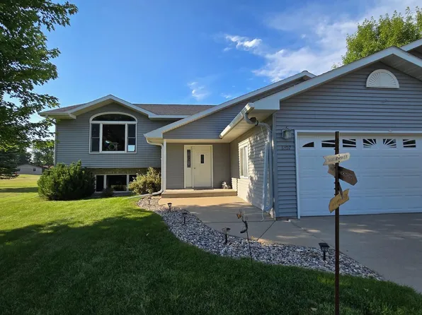 1207 Greenfield Ave, Fergus Falls, MN 56537