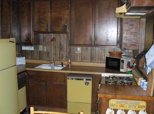 40184 Guinan Ln, Big Bear Lake, CA 92315
