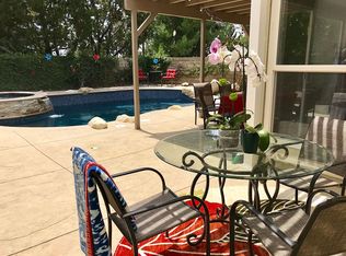 626 W Kendale Ln, Thousand Oaks, CA 91360