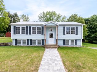 21 Taylor St, Laconia, NH 03246