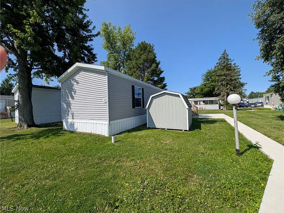 215 Cedar Brook Dr