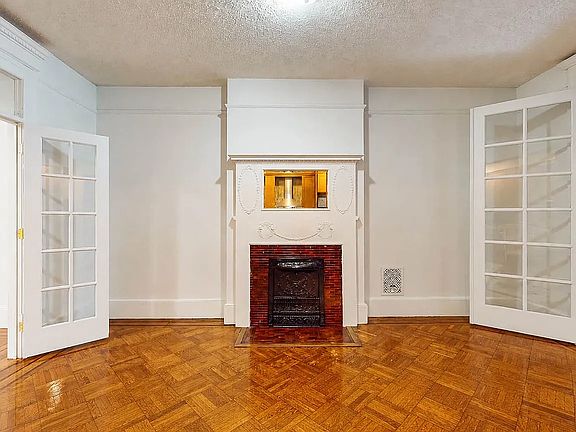 5th image of 171 Woodruff Ave #2