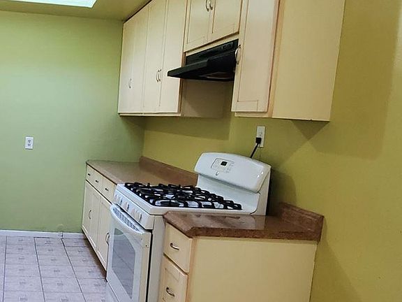 5th image of 15944 Doublegrove St