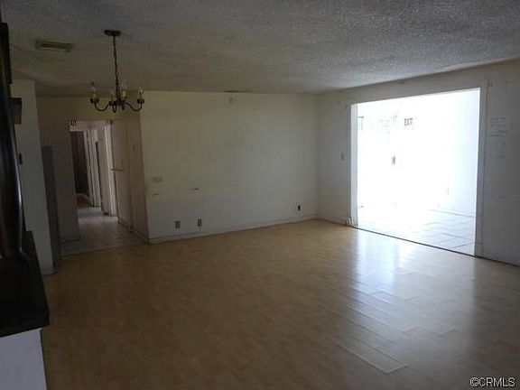 5th image of 1519 Bromley Ave