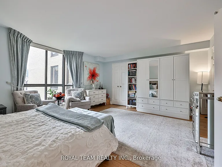 211 N Saint Patrick St S #Penthouse C-10 — Photo 32