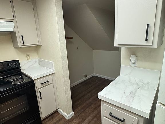 5th image of 4208 White Ln #A