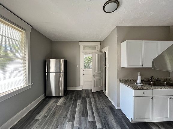 5th image of 2507 Knorr Ave