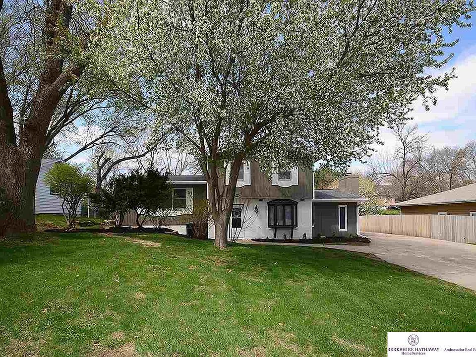 1st image of 3410 N 101st St