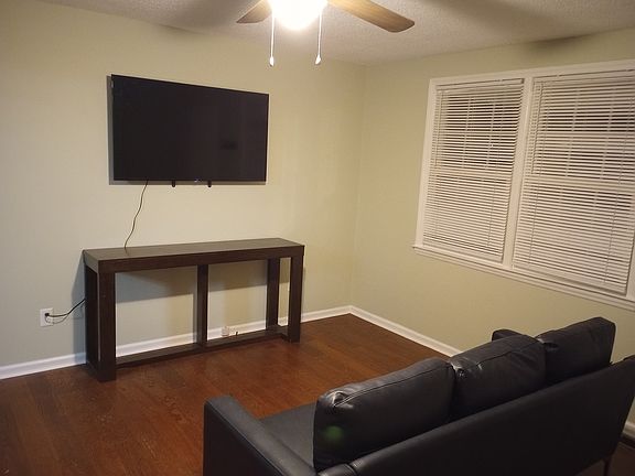 4th image of 304 Wildwood Dr Unit A