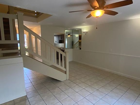 4th image of 530 Deerwood St APT A4