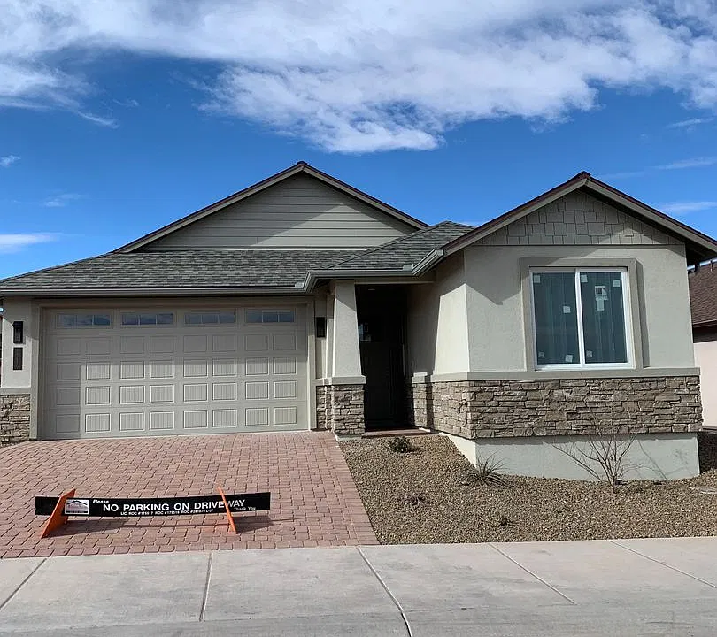 1534 Chateau Dr