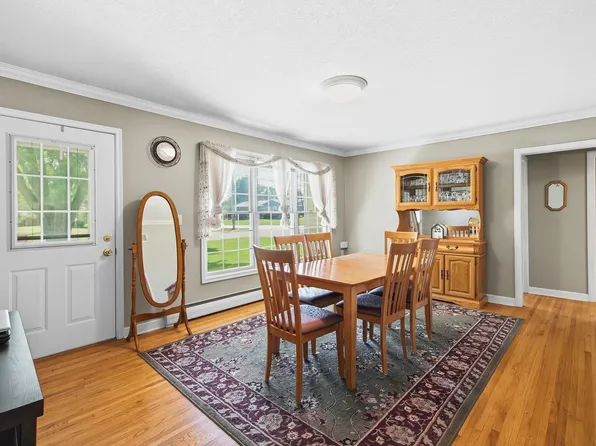 214 Trondheim Rd, Kenyon, MN 55946