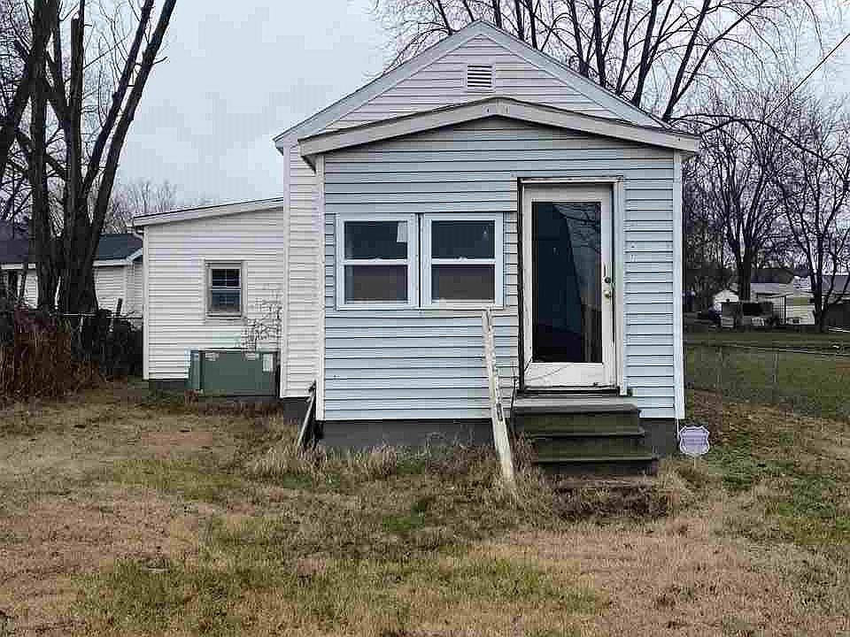 2nd image of 7 Winstead Ave