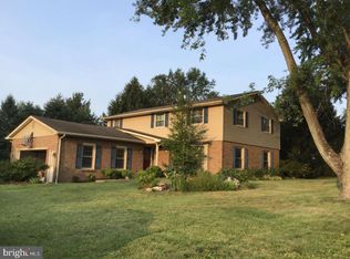 2225 Marlborough Dr, York, PA 17403