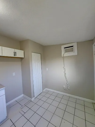 291 Lowell Ave #6 — Photo 3