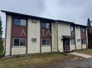265 Clymer Rd APT 2, Hiawatha, IA 52233