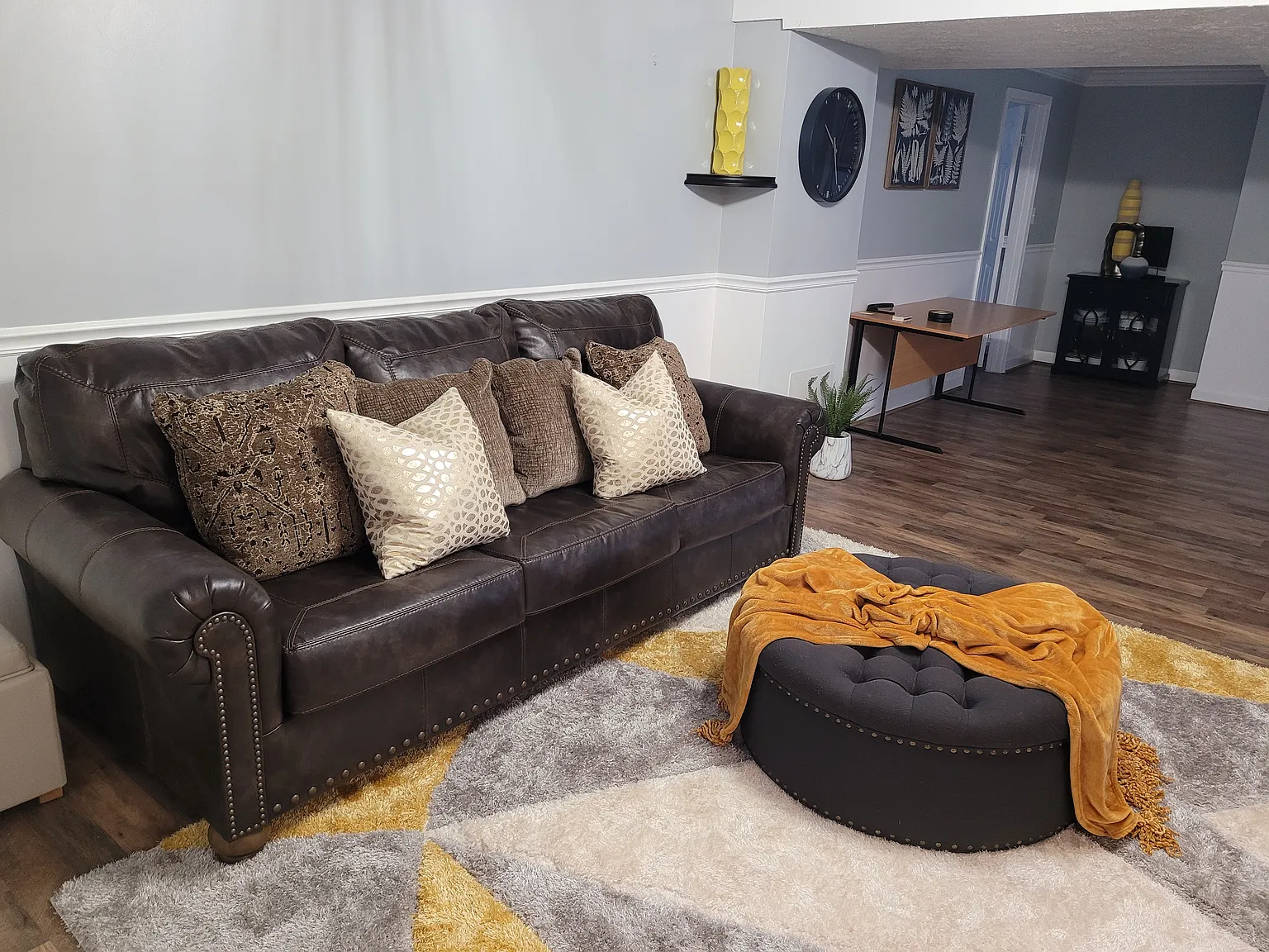 2 bed, 1700 sqft, $2,400 — Photo 3