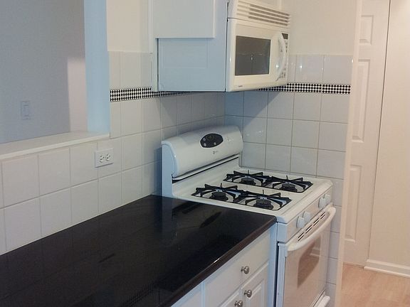 2nd image of 4 Oak Creek Dr APT 2510