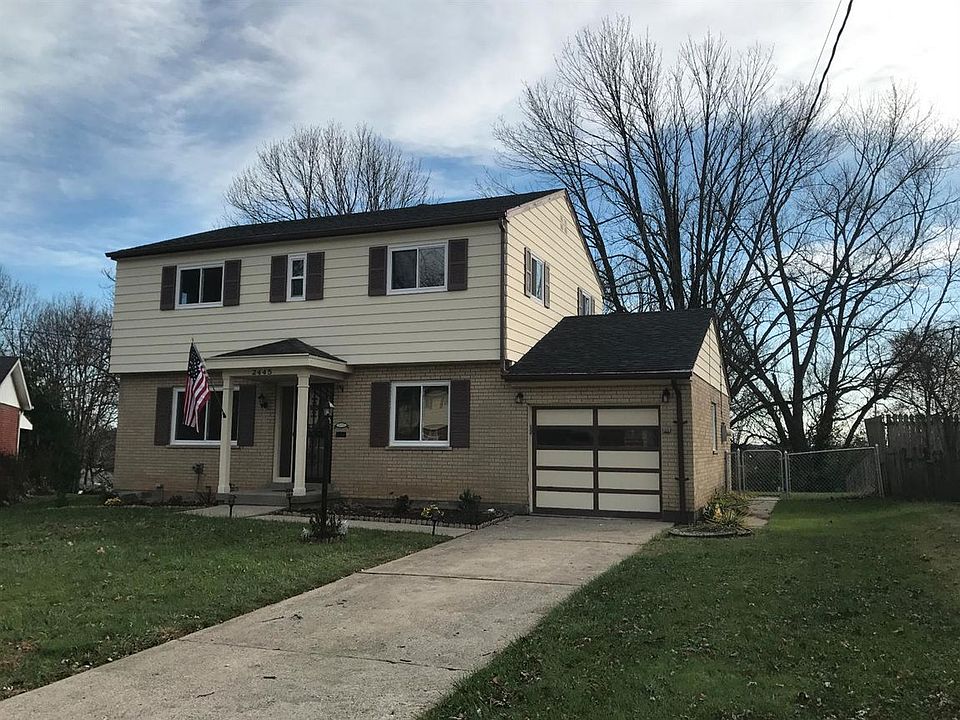 1st image of 2445 Grosvenor Dr